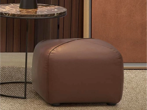 Pouf Teti in pelle di Rosini Night