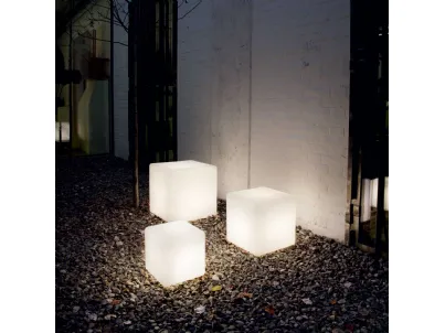 Lampada da esterno Luna in materiale plastico opale di Ideal Lux