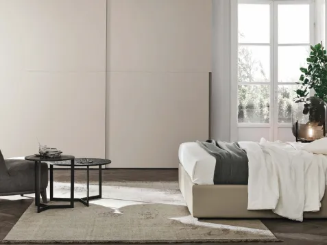 Letto Dafne in ecopelle con contenitore di Tomasella