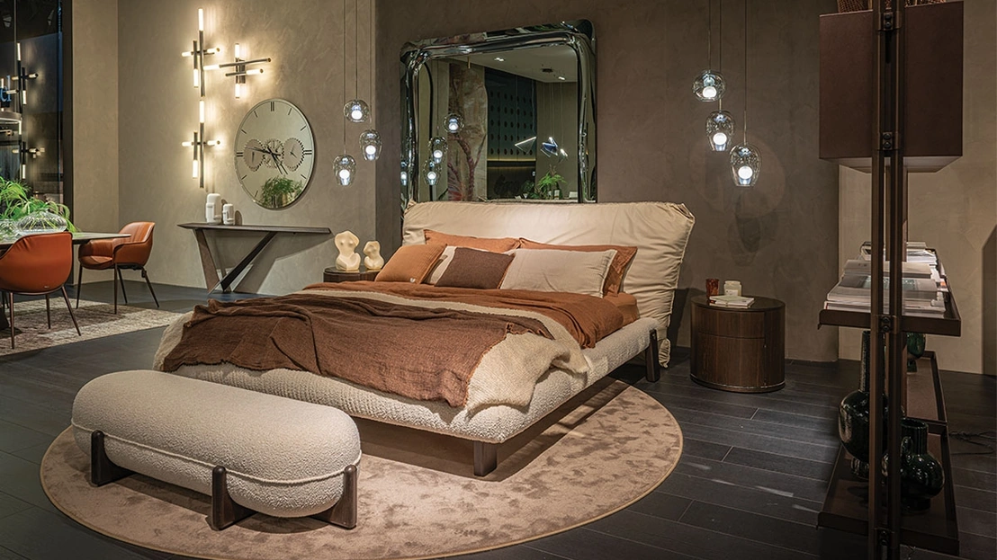 Letto di design Pascal in pelle e tessuto di Cattelan Italia