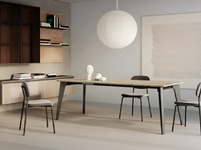 Tavolo allungabile Rubens con top in laminato e gambe in legno verniciato di Arredo3