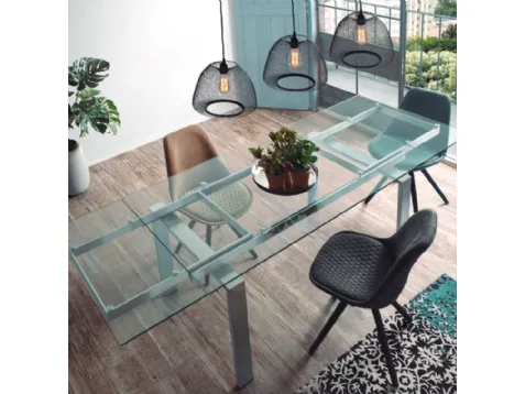 Tavolo con gambe squadrate a supporto del piano rettangolare in vetro, Corona di La Forma