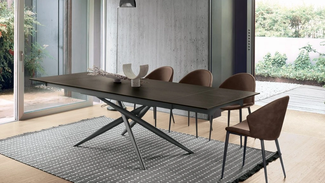 Tavolo allungabile Tiffany finitura materico calce scura di Sedit