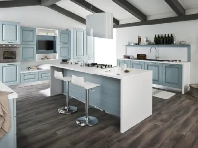 Cucina Classica ad isola in legno tinto azzurro I Masselli Olimpia di Ar-Tre