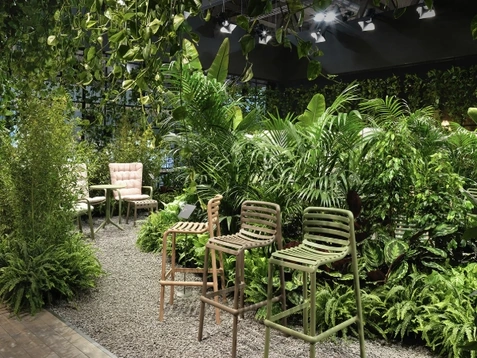 Sgabello da esterno Doga di Nardi