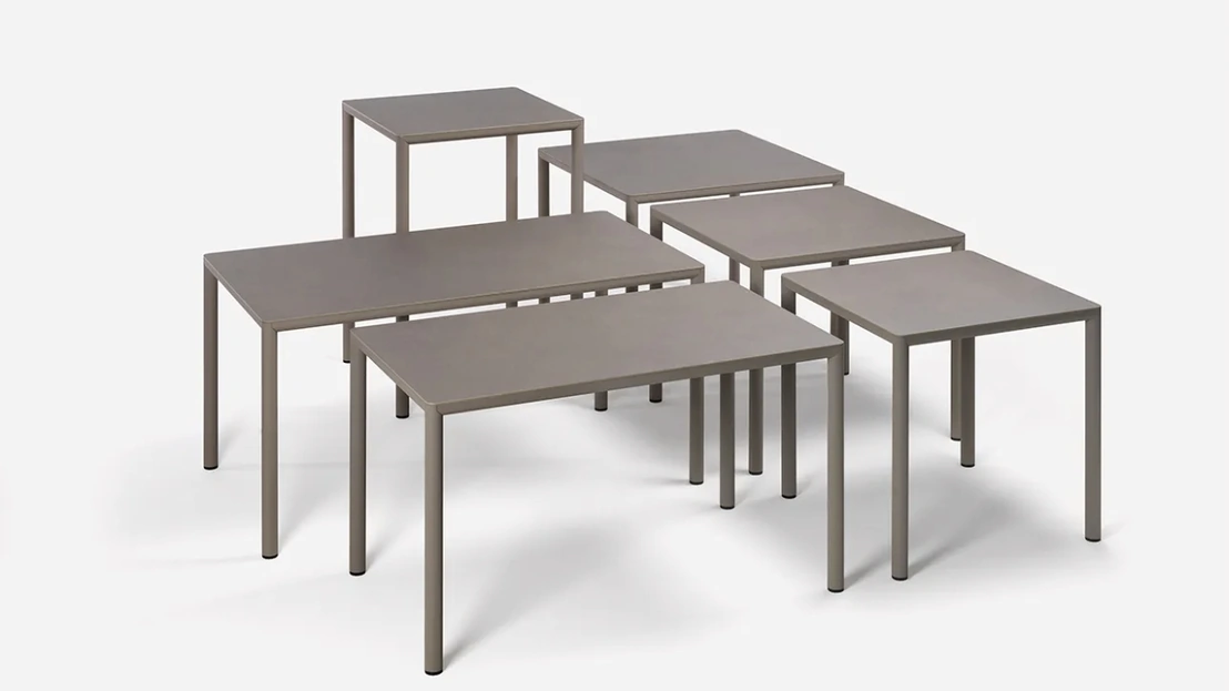 Tavoli da esterno Piave, disponibili in varie misure in HPL di Nardi